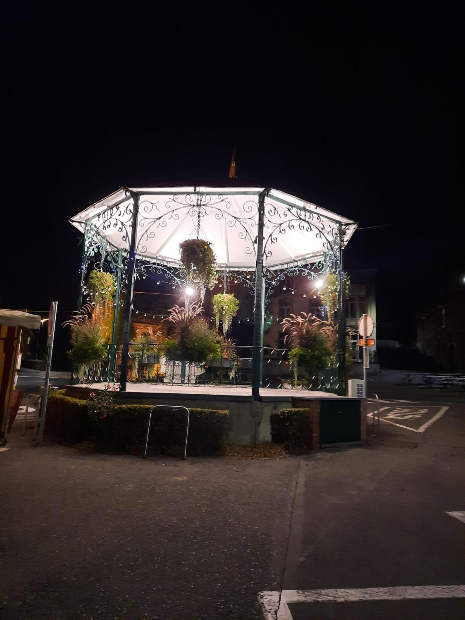 Le Val Du Vieux Chene Chambre D'Hotes Walcourt Exteriör bild